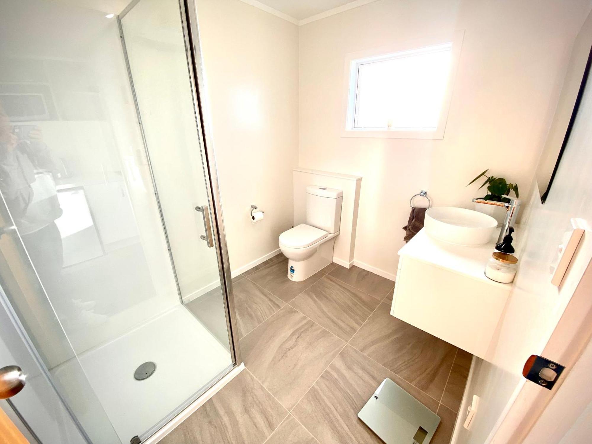 2 Mile Bay Guesthouse Таупо Экстерьер фото